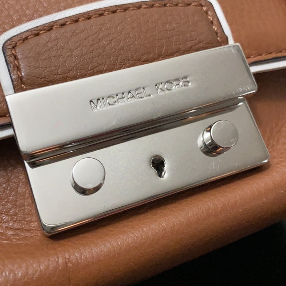 Michael Kors Purse - Picture 2 of 11